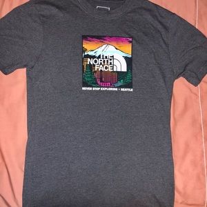 The North Face Shirt Mens small